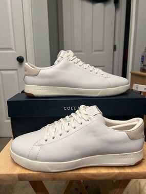 Cole Haan Men's Cream-White Leather Low-Top Sneakers